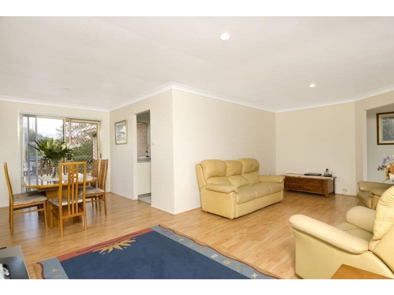 21 Calandra Avenue, Quakers Hill NSW 2763