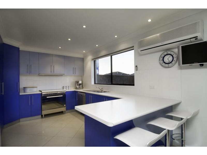 18 Ashtead Parade, Stanhope Gardens NSW 2768