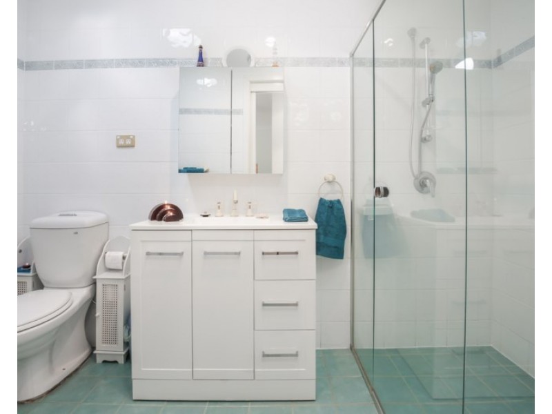 12 Marina Road, Baulkham Hills NSW 2153