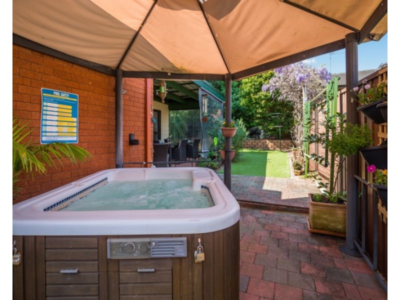 12 Marina Road, Baulkham Hills NSW 2153