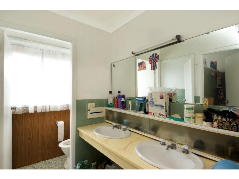 16 Lloyd George Avenue, Winston Hills NSW 2153