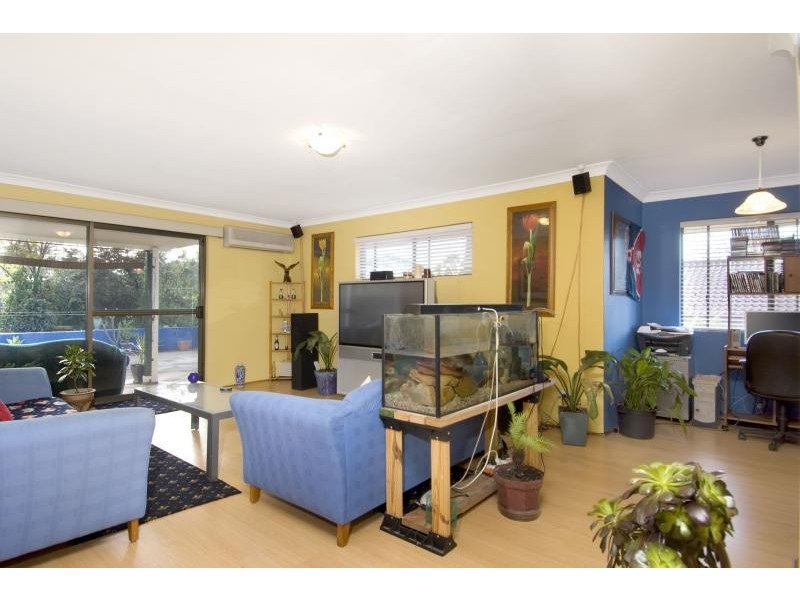 2/11 Conie Avenue, Baulkham Hills NSW 2153