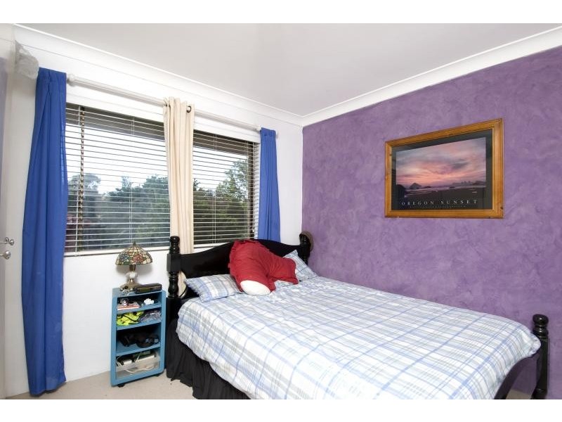 2/11 Conie Avenue, Baulkham Hills NSW 2153