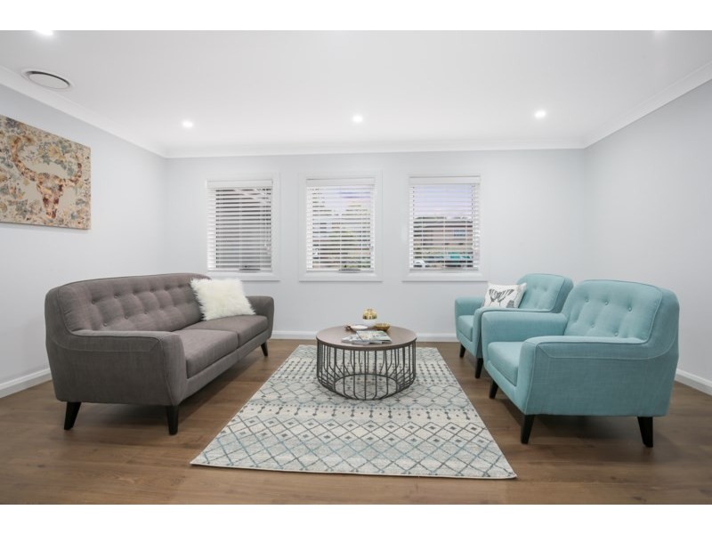 17 Lambert Crescent, Baulkham Hills NSW 2153