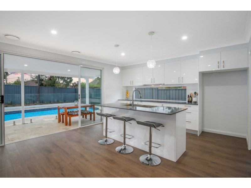 17 Lambert Crescent, Baulkham Hills NSW 2153