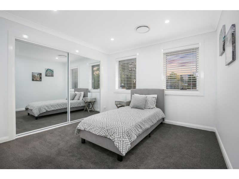 17 Lambert Crescent, Baulkham Hills NSW 2153