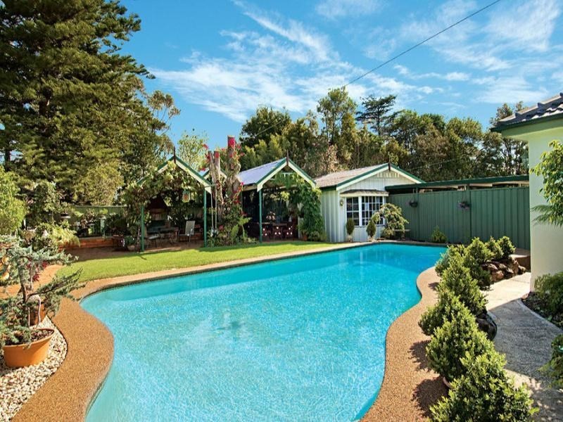 4 Aminya Place, Baulkham Hills NSW 2153