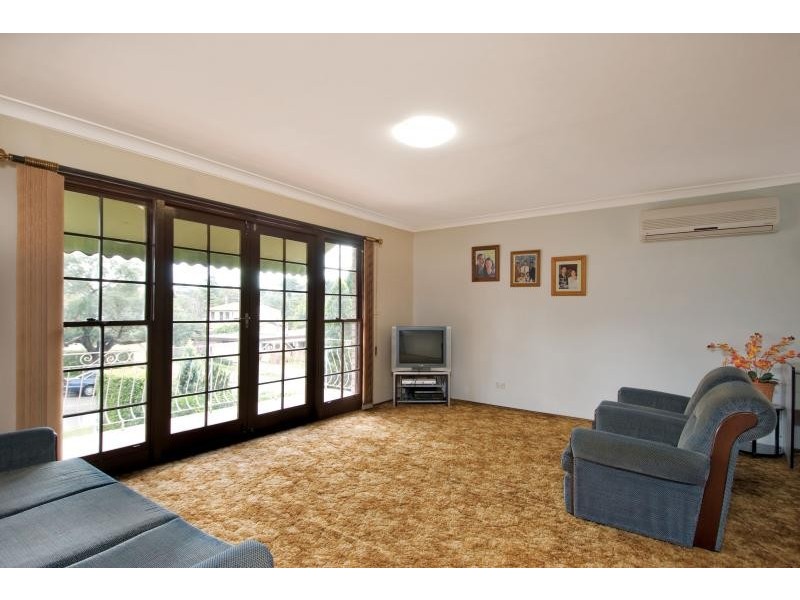 5 Langdon Road, Baulkham Hills NSW 2153