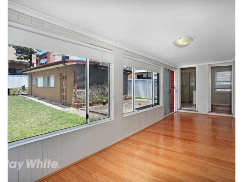 18 Dobson Crescent, Baulkham Hills NSW 2153