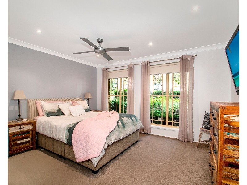 16 Huon Place, Bella Vista NSW 2153