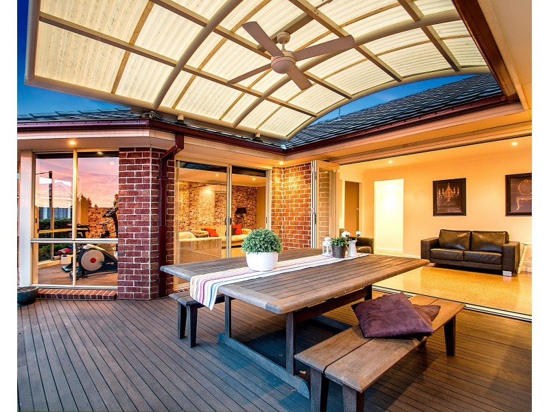 16 Huon Place, Bella Vista NSW 2153