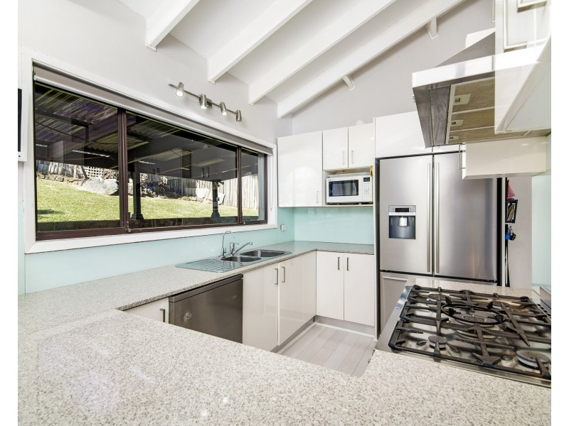 6 Skye Place, Winston Hills NSW 2153