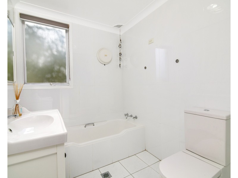 6 Skye Place, Winston Hills NSW 2153