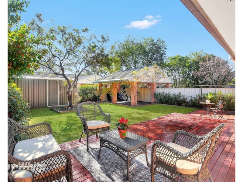 1/7A Betty Avenue, Winston Hills NSW 2153