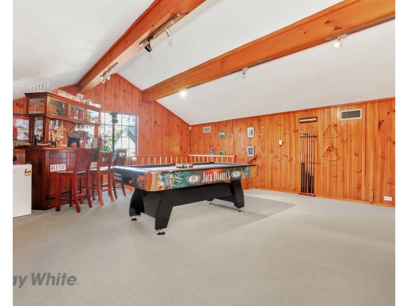 8 Lynwood Place, Castle Hill NSW 2154