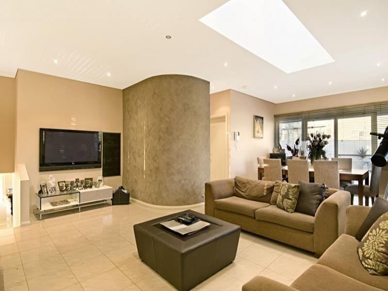 25 Oleander Avenue, Baulkham Hills NSW 2153
