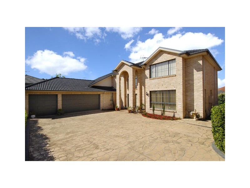 10 Calais Place, Castle Hill NSW 2154