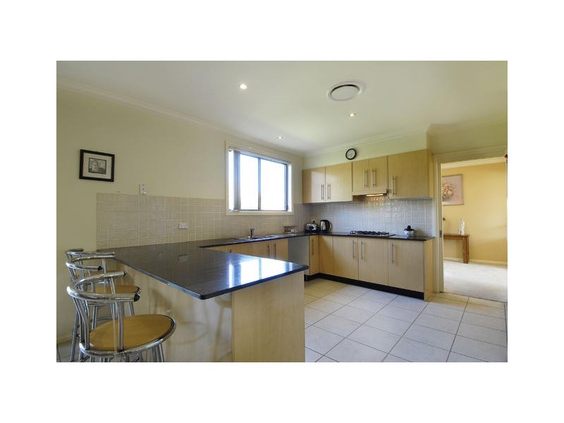 10 Calais Place, Castle Hill NSW 2154