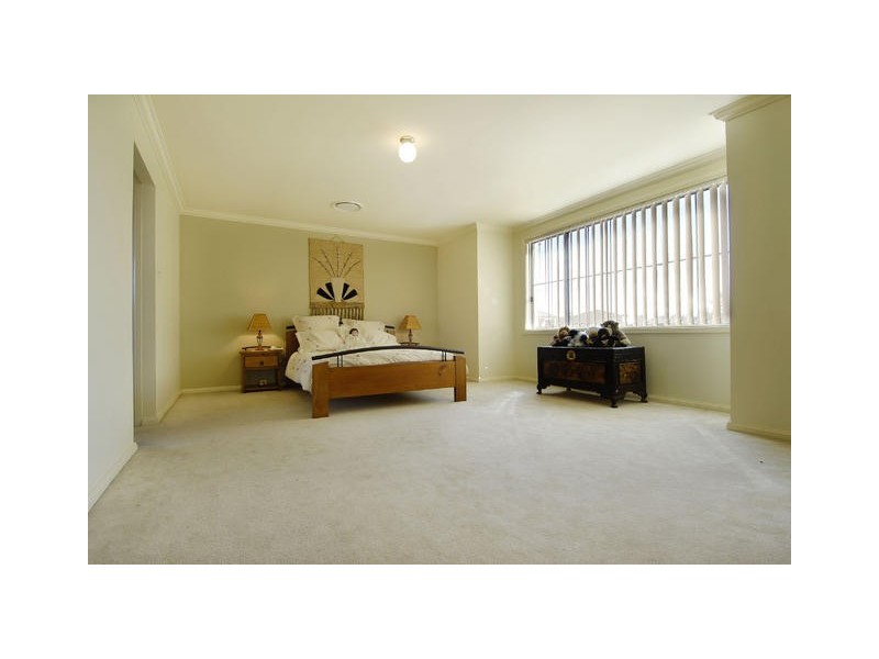 10 Calais Place, Castle Hill NSW 2154