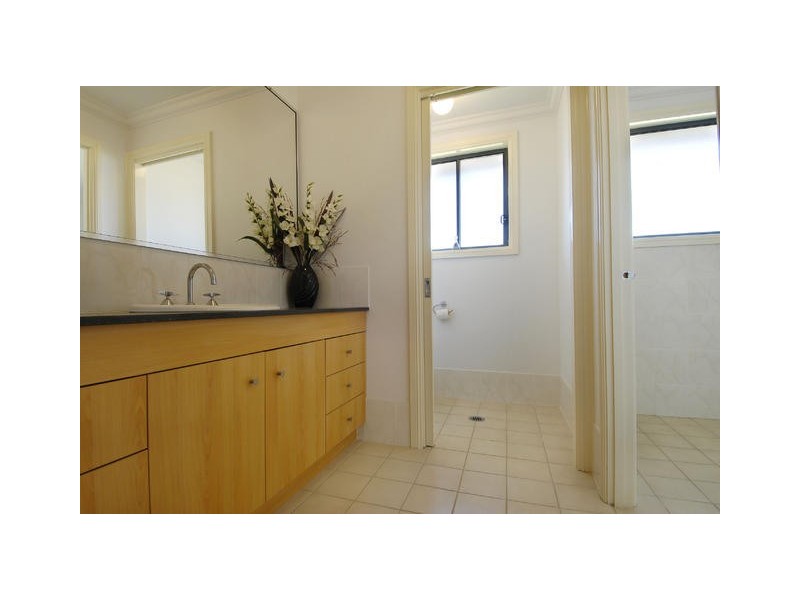10 Calais Place, Castle Hill NSW 2154