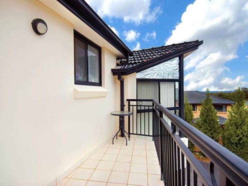 8/60 Chelsea Avenue, Baulkham Hills NSW 2153