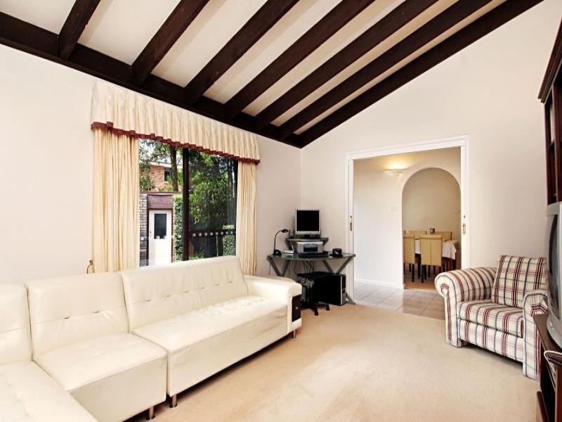 11 Manuka Avenue, Baulkham Hills NSW 2153