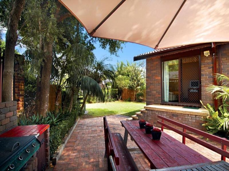 11 Manuka Avenue, Baulkham Hills NSW 2153