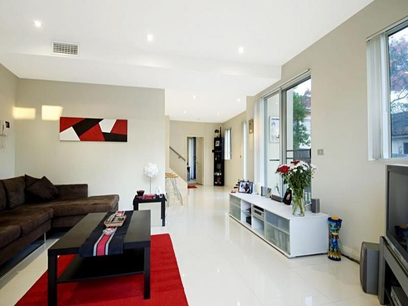 12/40 Dobson Crescent, Baulkham Hills NSW 2153