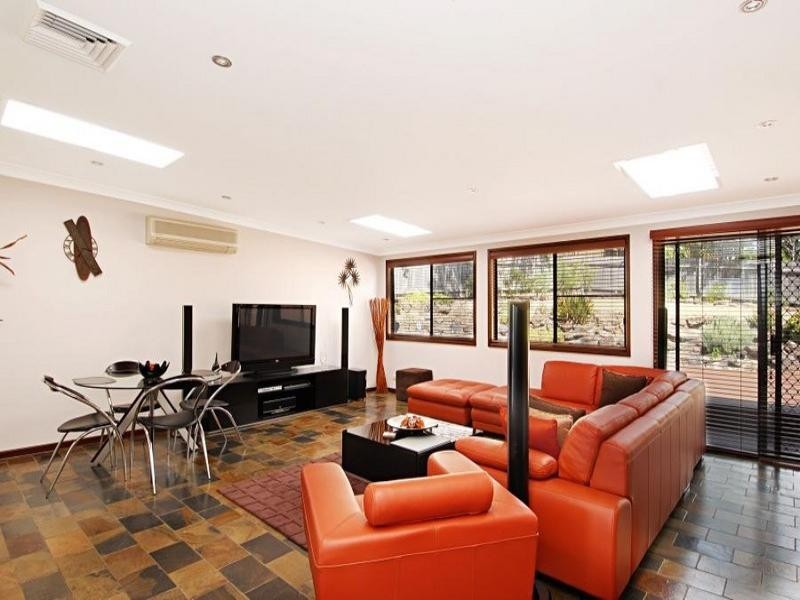 104 Merindah Road, Baulkham Hills NSW 2153