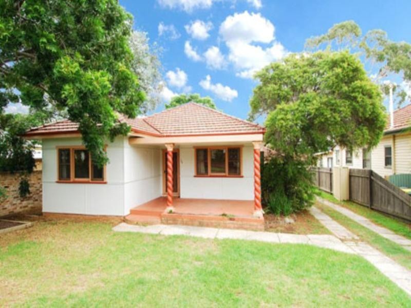 29 Glenn Avenue, Northmead NSW 2152