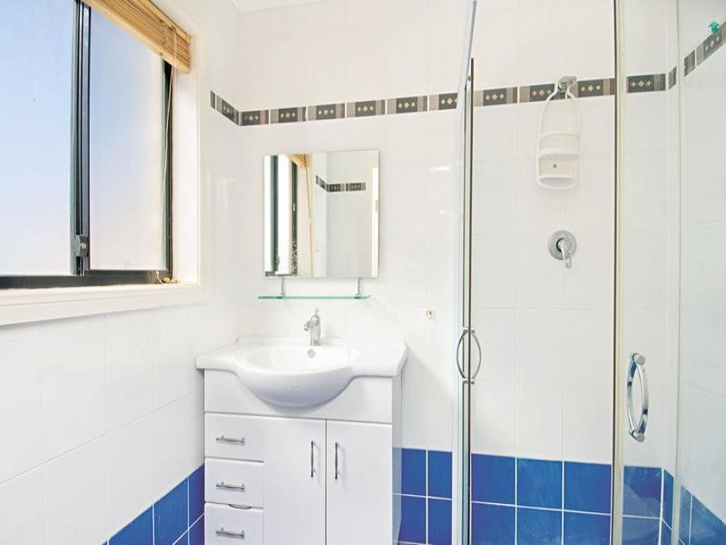 8 Governor Place, Winston Hills NSW 2153