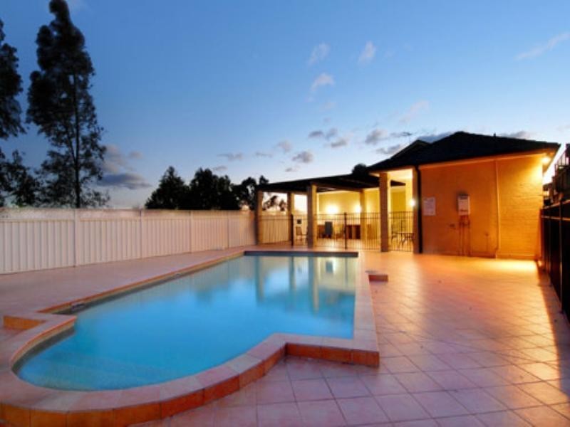 8 Governor Place, Winston Hills NSW 2153
