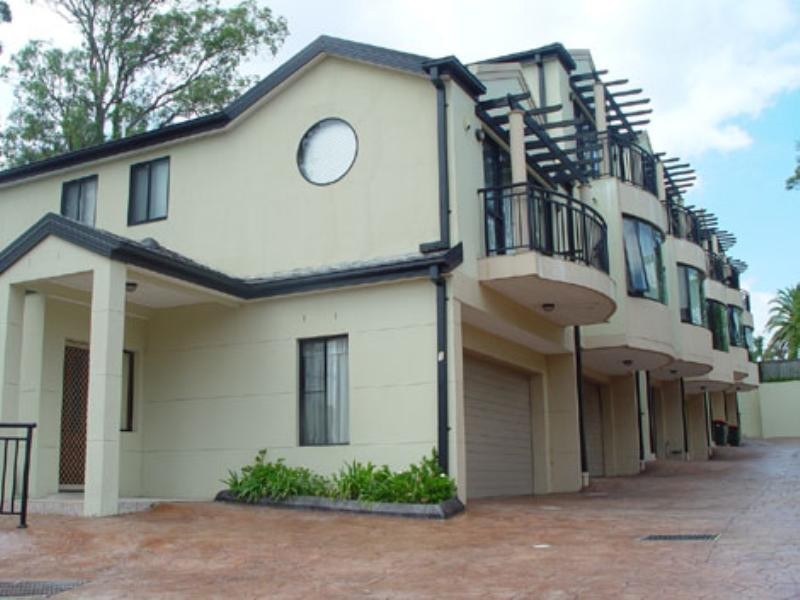 5/48 Dobson Crescent, Baulkham Hills NSW 2153