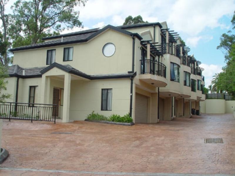 5/48 Dobson Crescent, Baulkham Hills NSW 2153