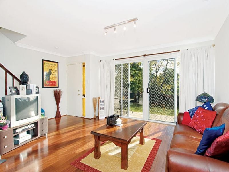 2/35 Linton Street, Baulkham Hills NSW 2153