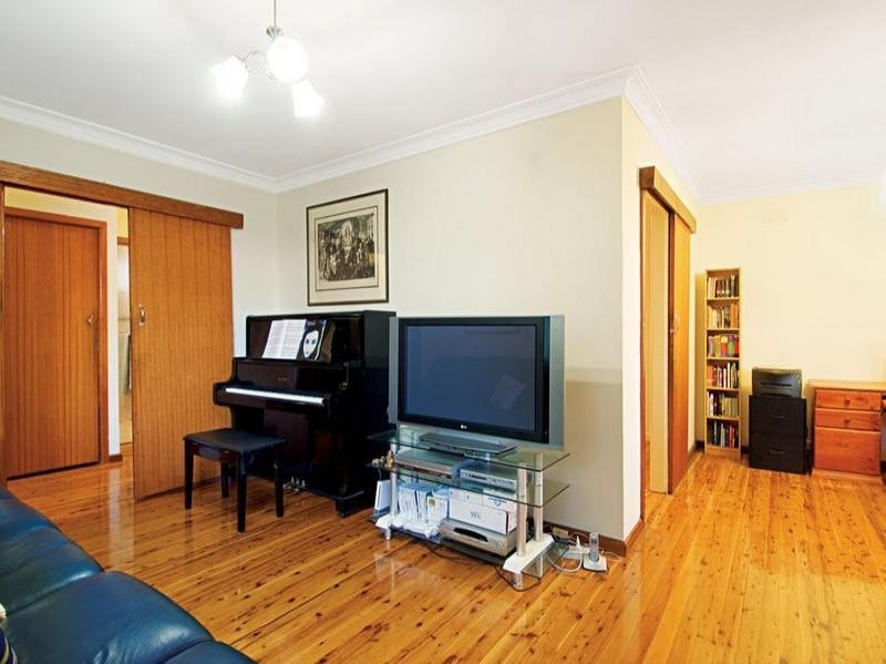 8 Kareela Road, Baulkham Hills NSW 2153