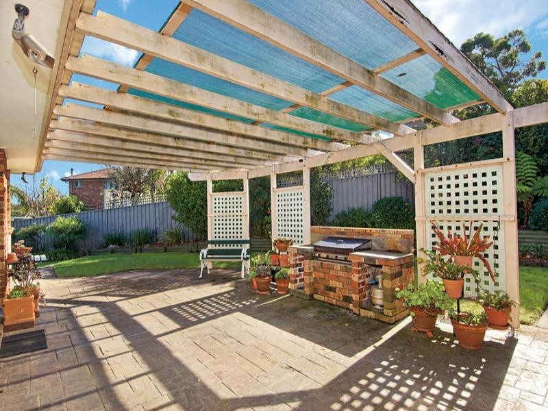 8 Baggot Place, Baulkham Hills NSW 2153