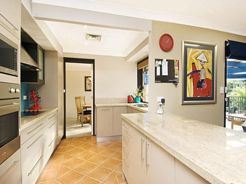 20 Grevillea Grove, Baulkham Hills NSW 2153