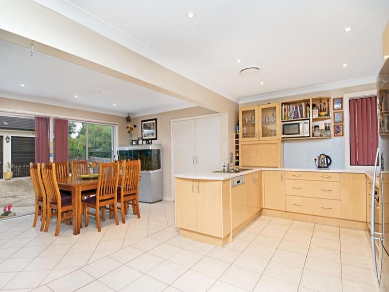 11 Reilleys Road, Winston Hills NSW 2153