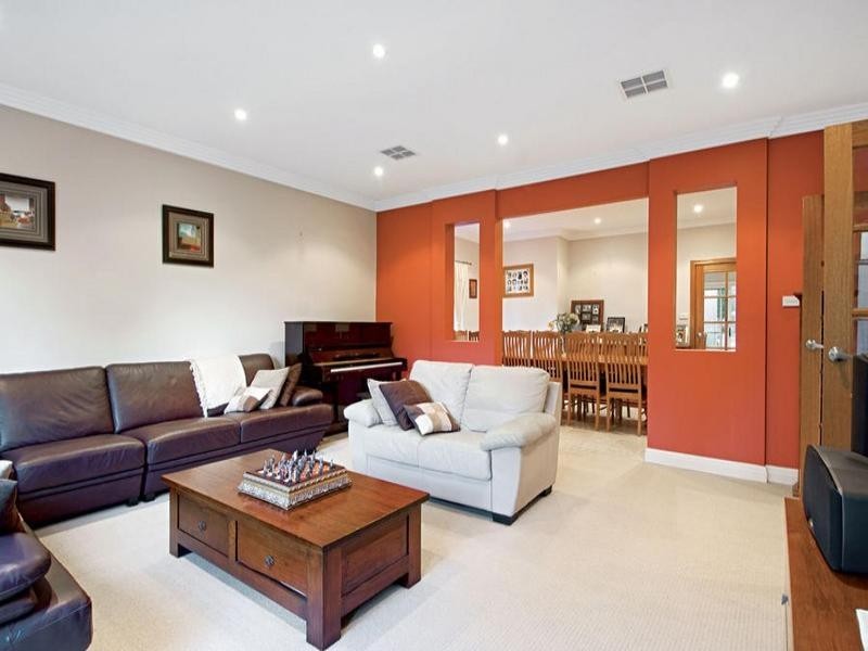 16 Justine Avenue, Baulkham Hills NSW 2153