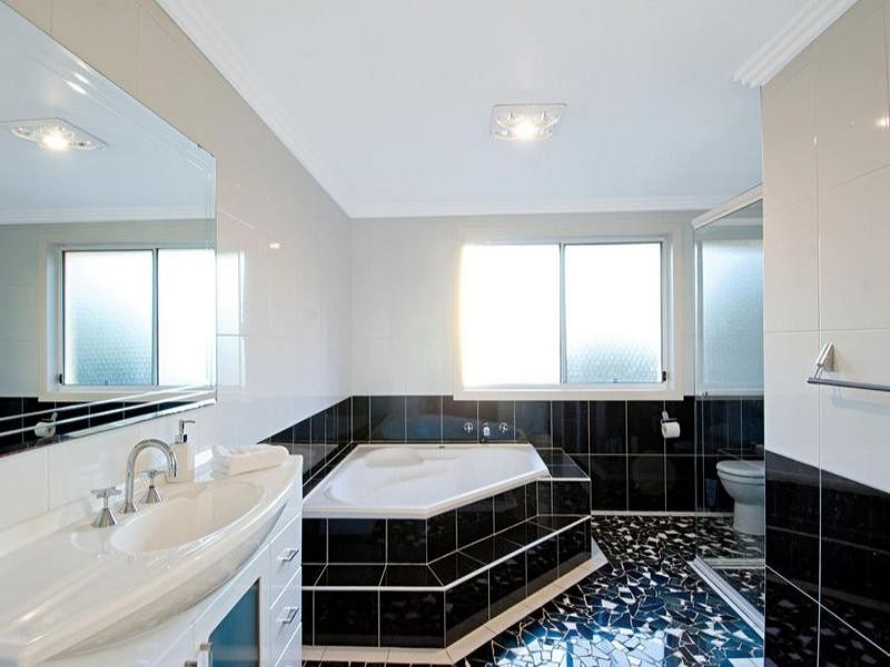 16 Justine Avenue, Baulkham Hills NSW 2153