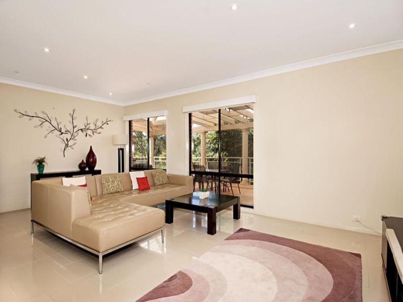 56 Centenary Avenue, Northmead NSW 2152