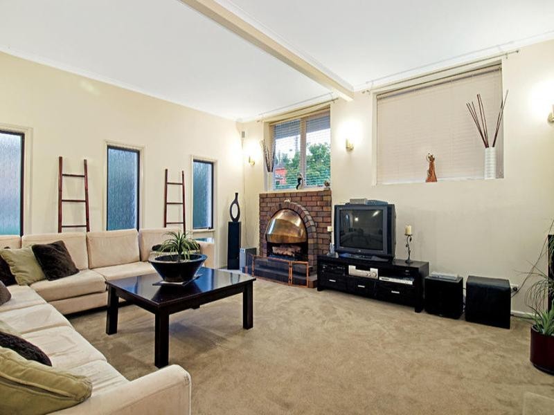 44 Merindah Road, Baulkham Hills NSW 2153