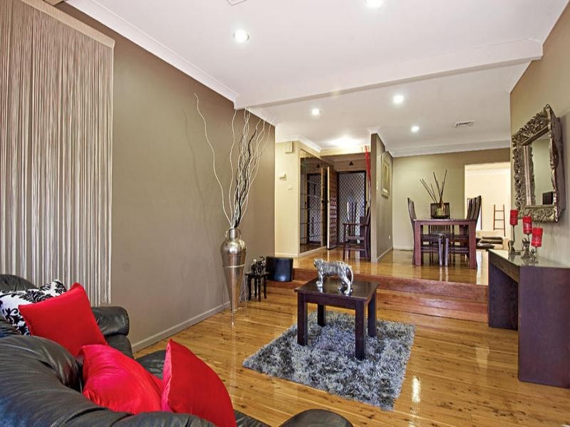 44 Merindah Road, Baulkham Hills NSW 2153