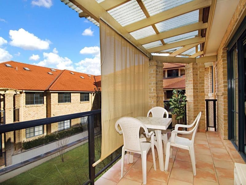 10/48-54 Cecil Avenue, Castle Hill NSW 2154