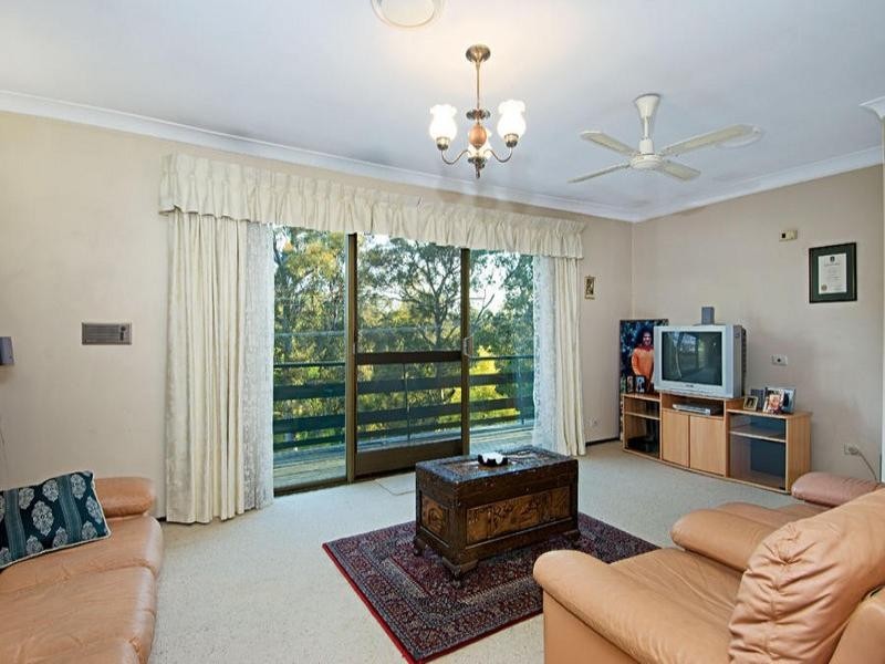 69 Edison Parade, Winston Hills NSW 2153