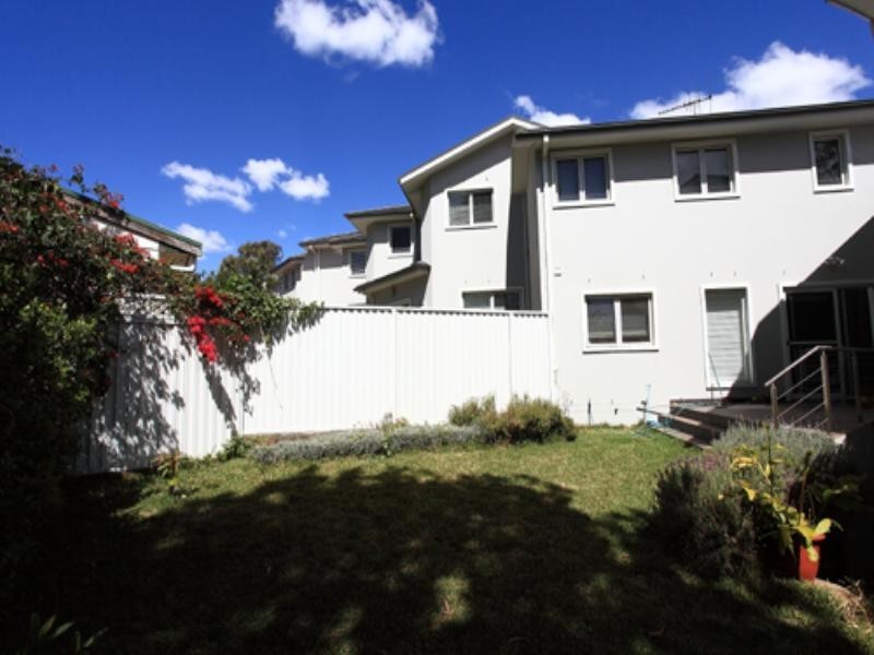 5 22-26 Dobson Crescent, Baulkham Hills NSW 2153