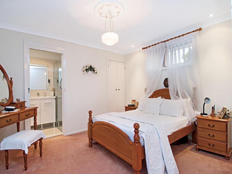 4 Aminya Place, Baulkham Hills NSW 2153