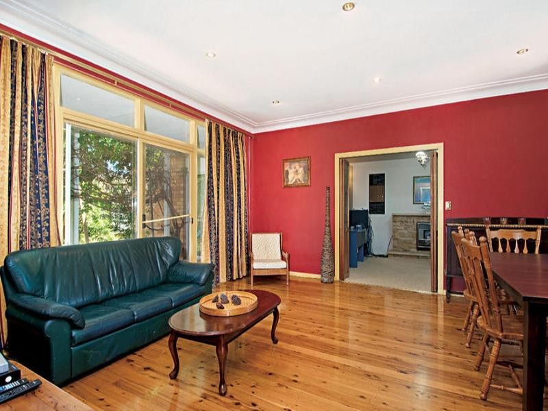 15 Becky Avenue, North Rocks NSW 2151