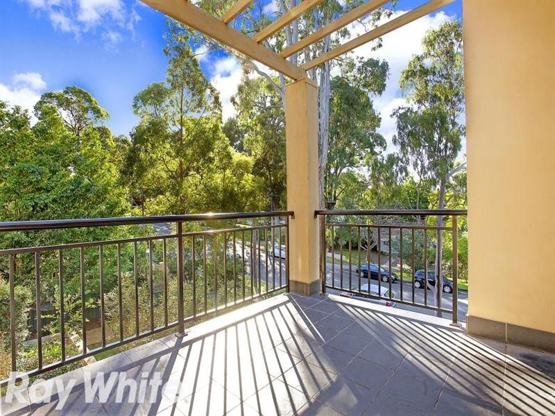4/28-30 Jenner Street, Baulkham Hills NSW 2153